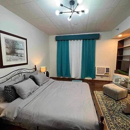 Millennium Plaza Hotel Makati City Bagian luar foto